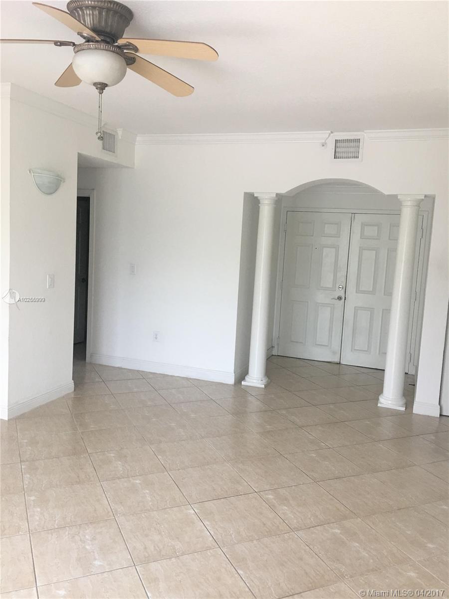 THE GRANDE CONDO - Residential Lease