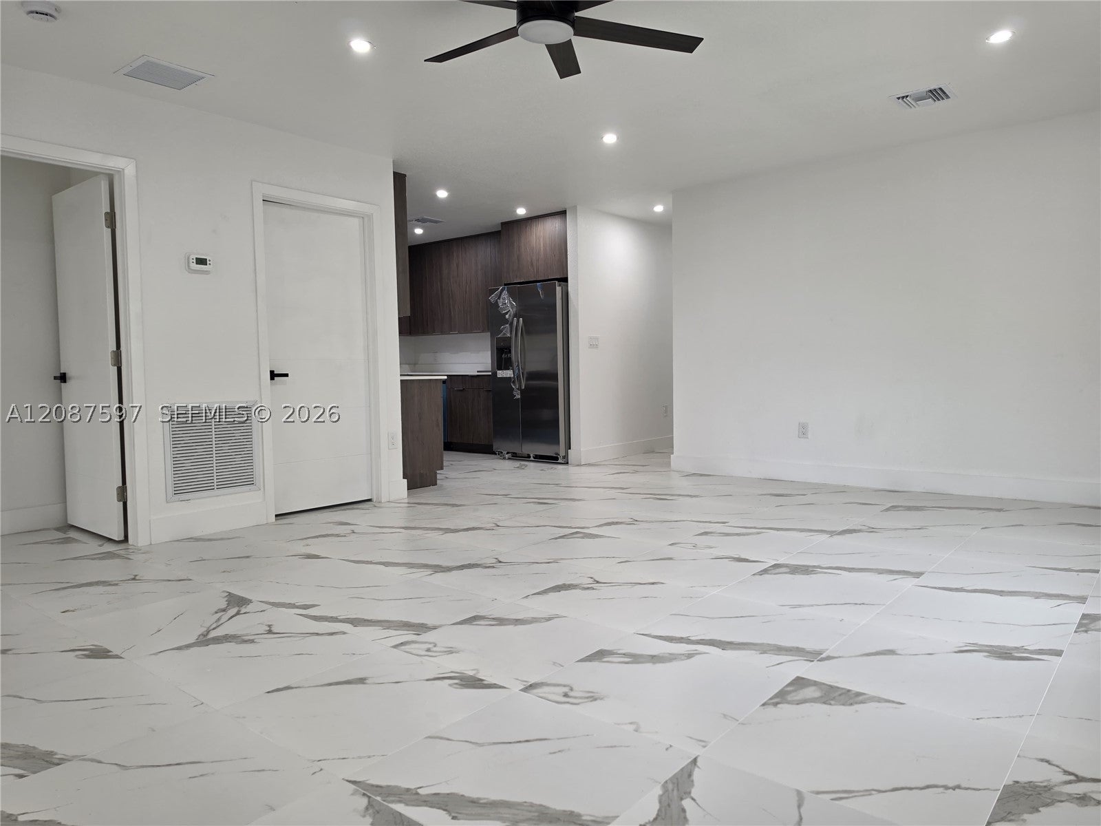 348 NW 8th St