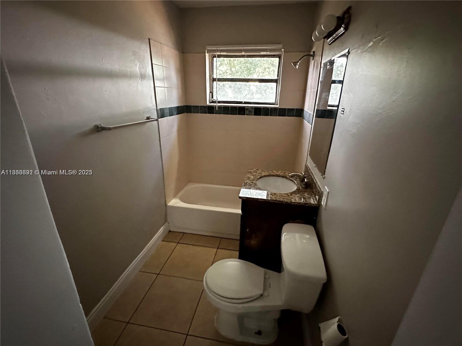 61 NE 195th St house