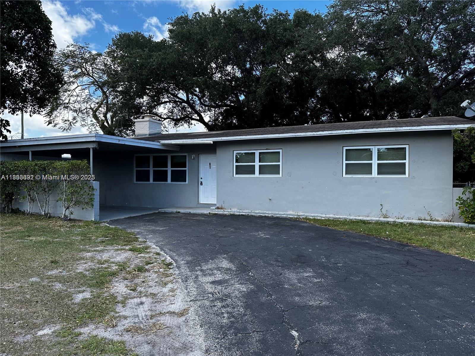 61 NE 195th St house