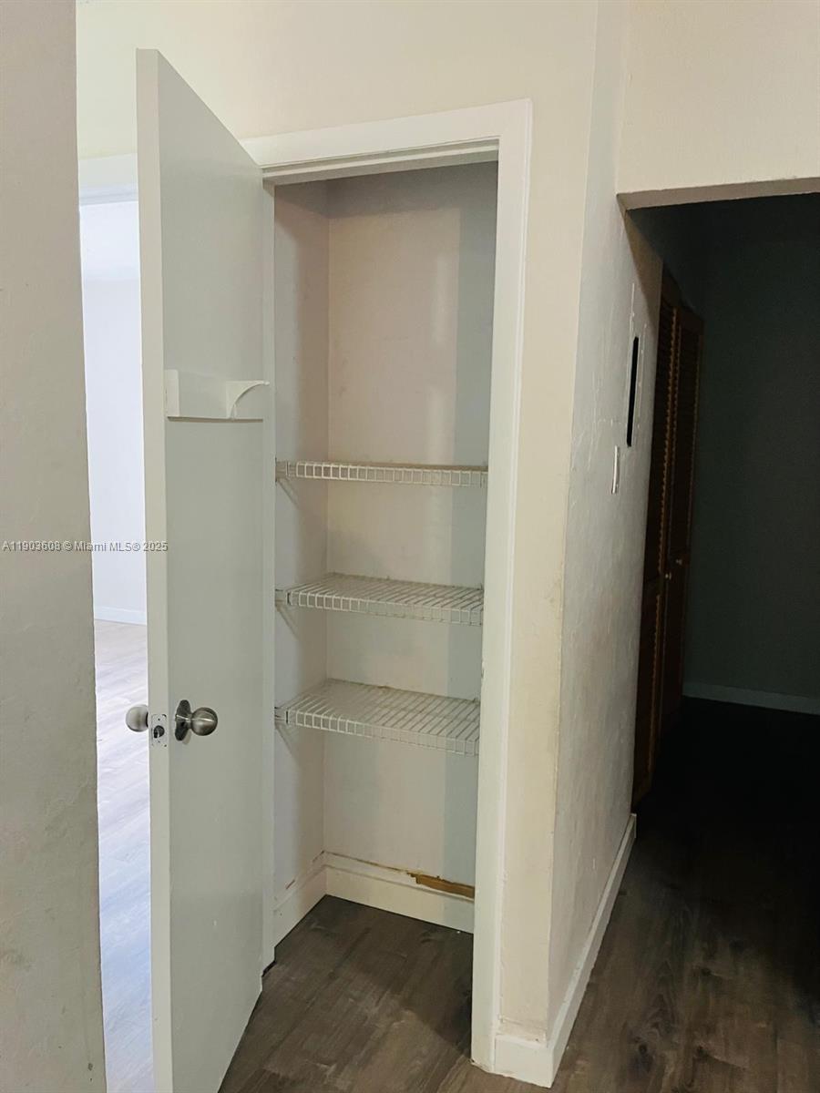 LAUDERDALE NORTH PARK SEC - Residential Lease