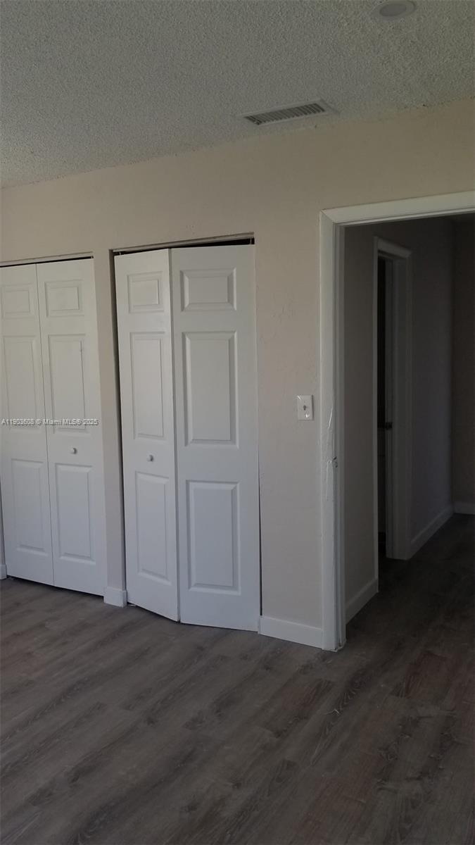 LAUDERDALE NORTH PARK SEC - Residential Lease