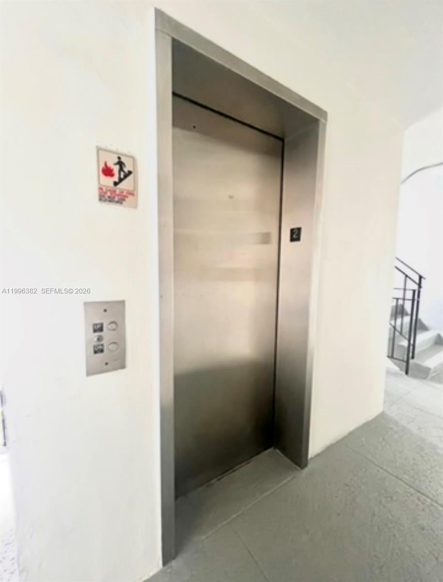 VILLA NAVARRA CONDO - Residential Lease