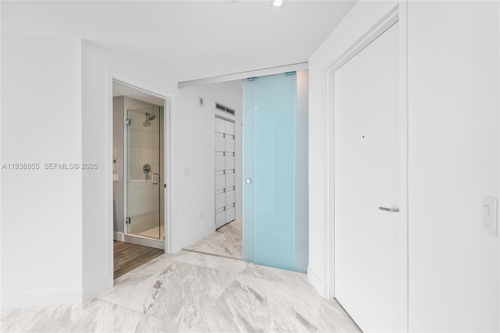 BISCAYNE BEACH CONDO - Residential