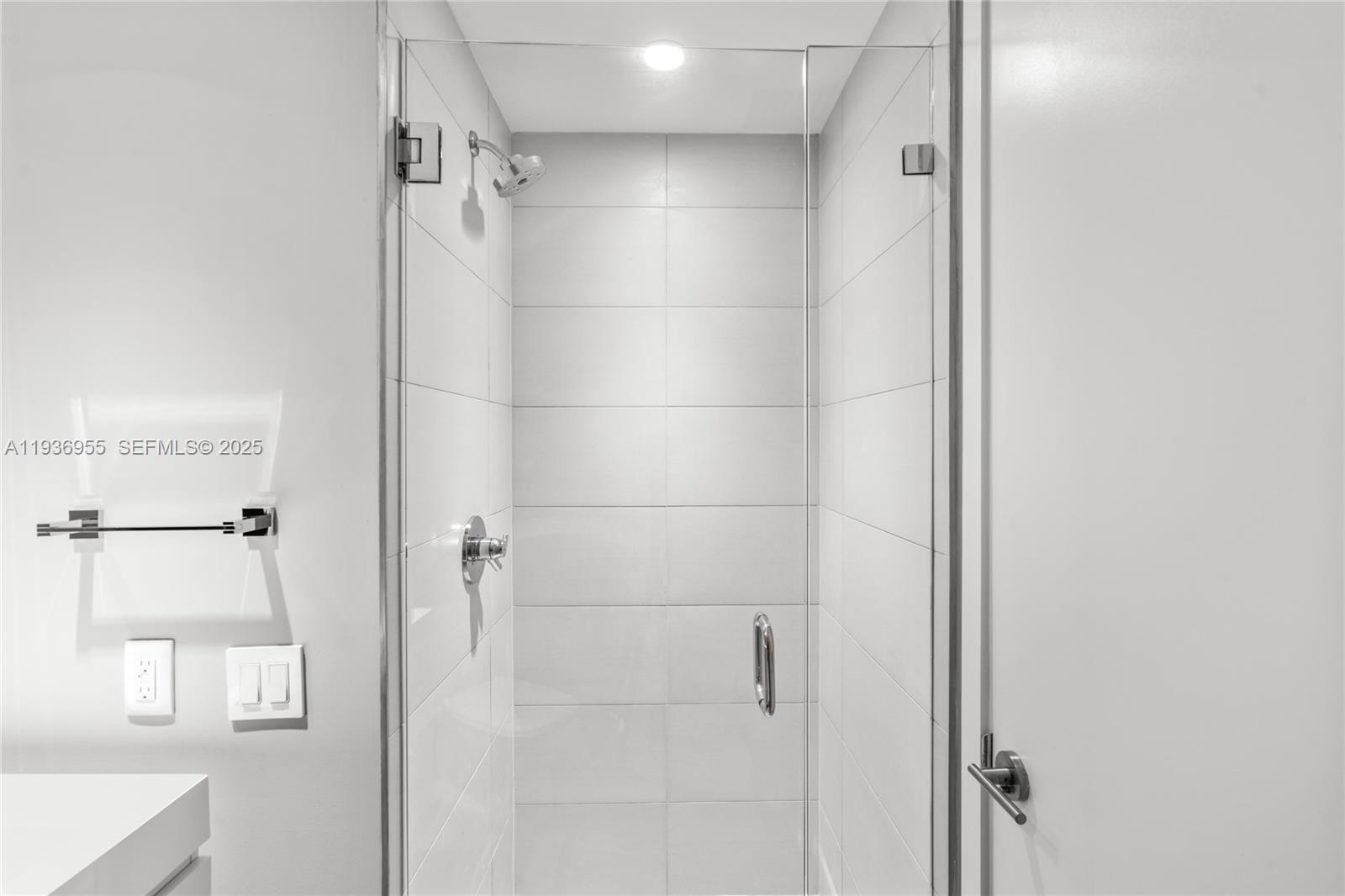 BISCAYNE BEACH CONDO - Residential