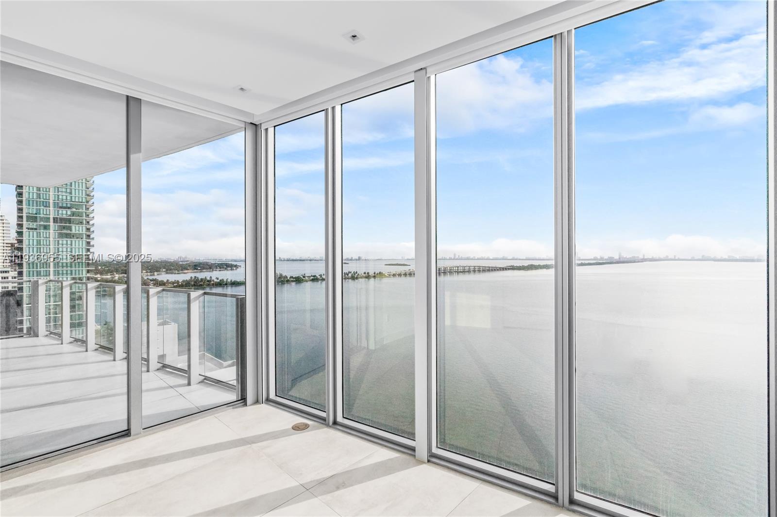 BISCAYNE BEACH CONDO - Residential