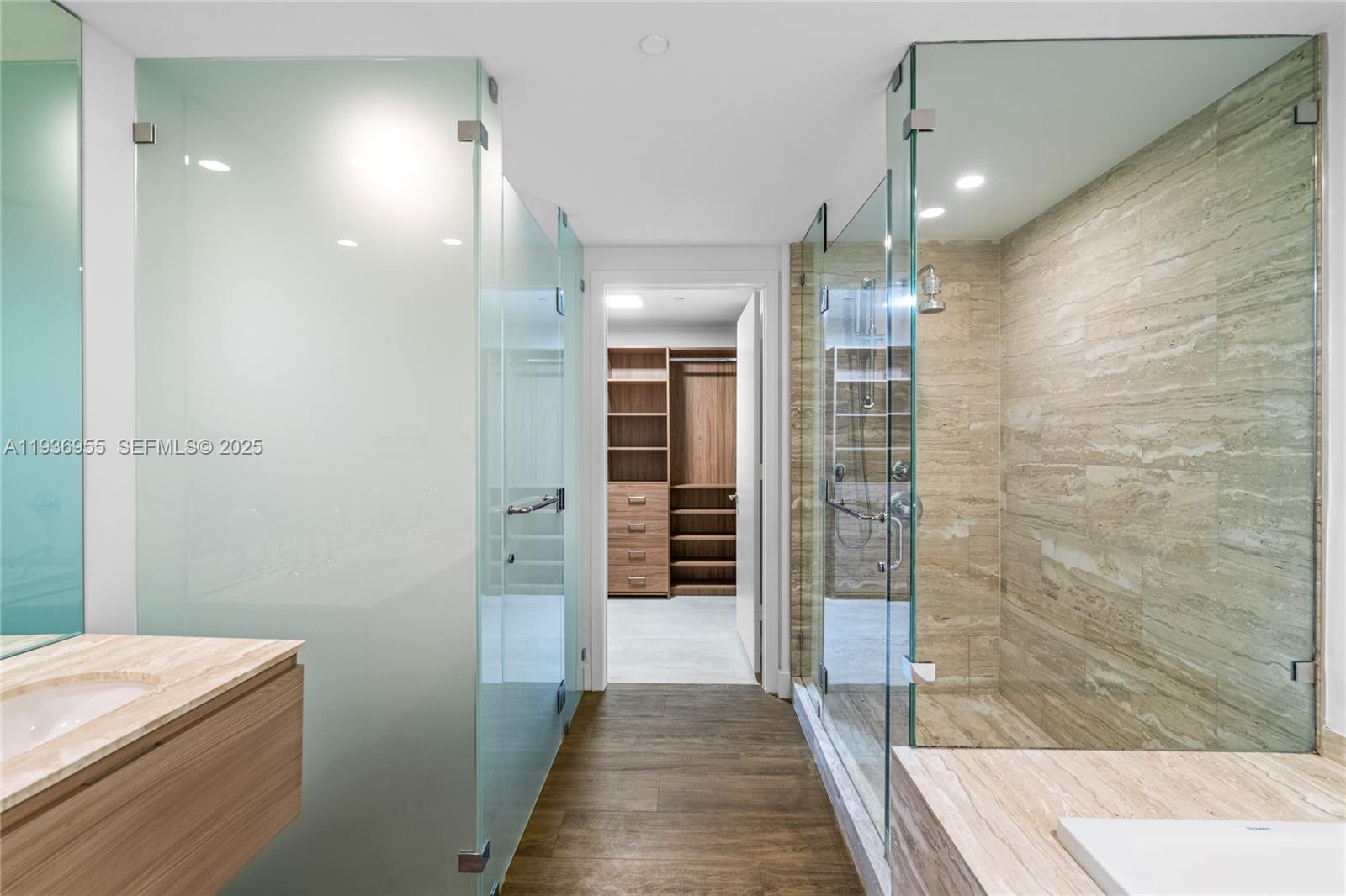 BISCAYNE BEACH CONDO - Residential