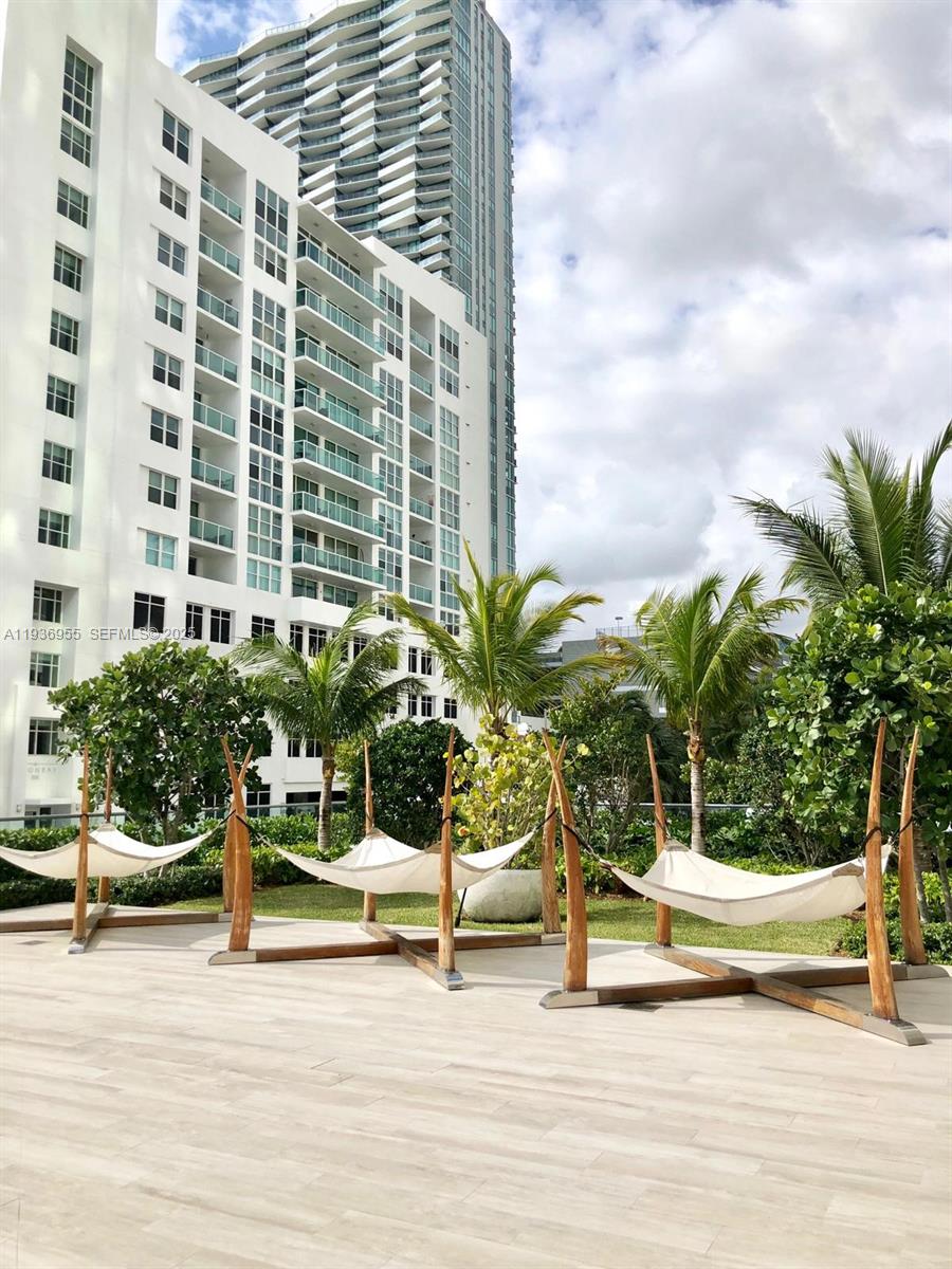 BISCAYNE BEACH CONDO - Residential