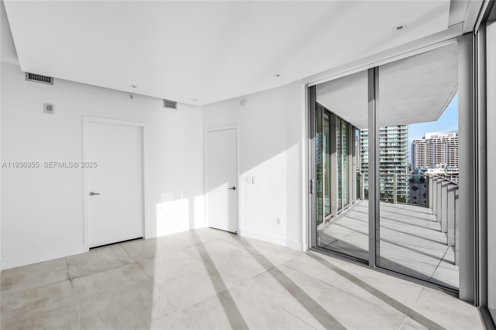 BISCAYNE BEACH CONDO - Residential