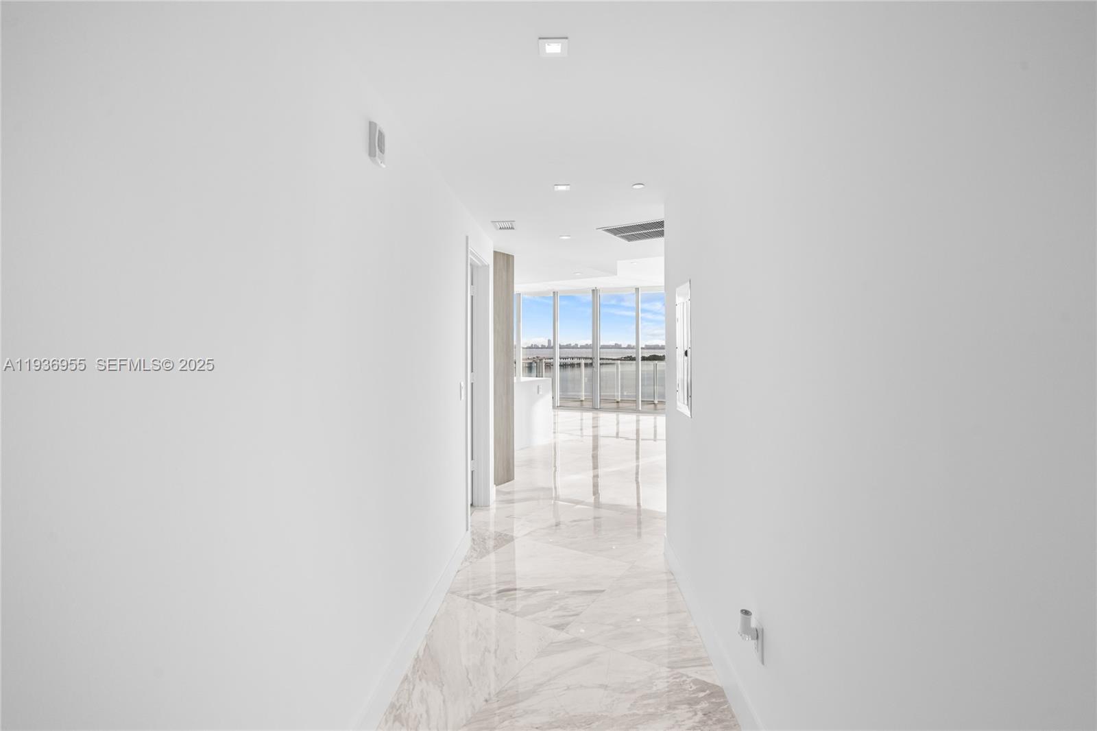 BISCAYNE BEACH CONDO - Residential