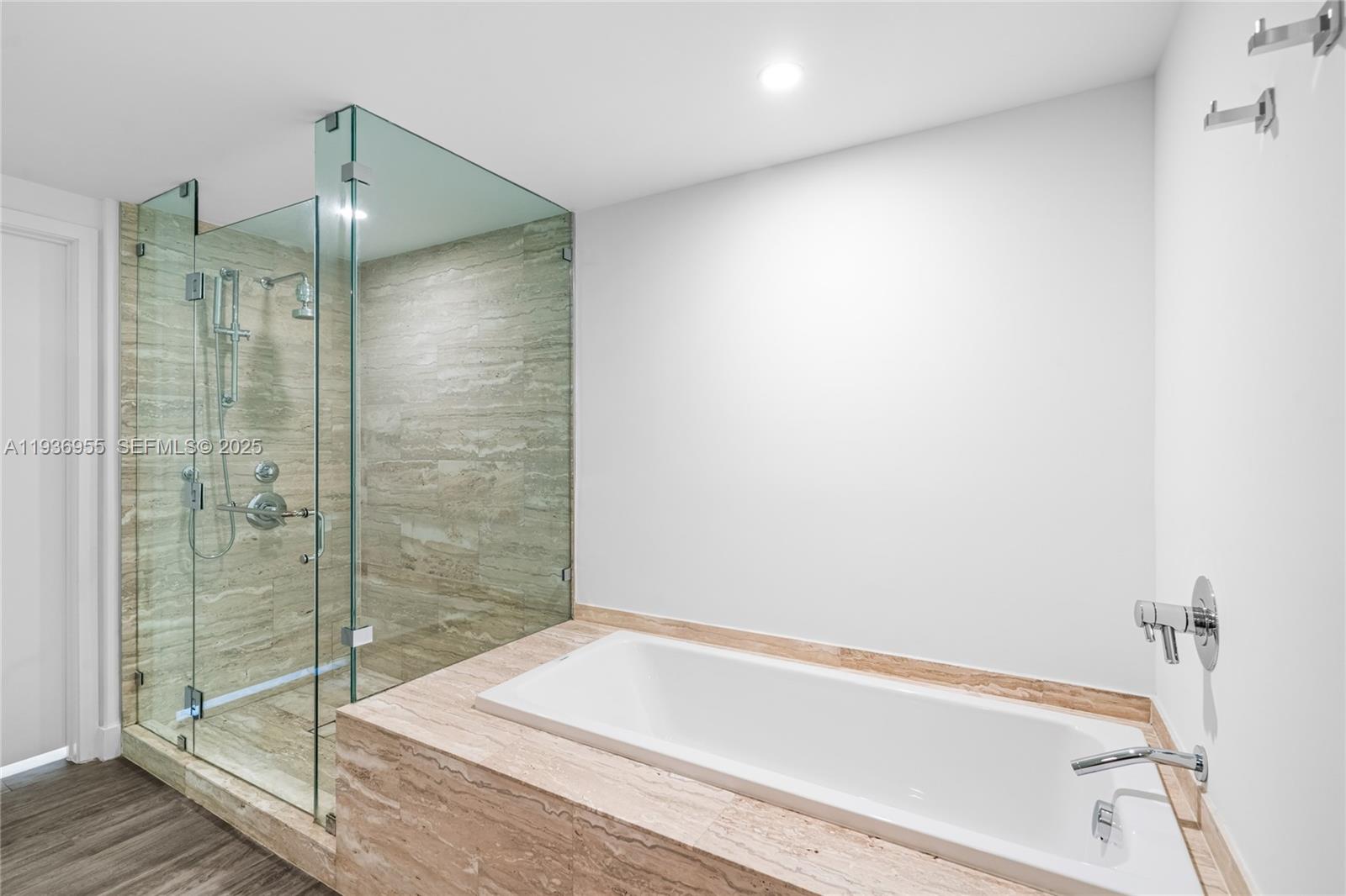 BISCAYNE BEACH CONDO - Residential