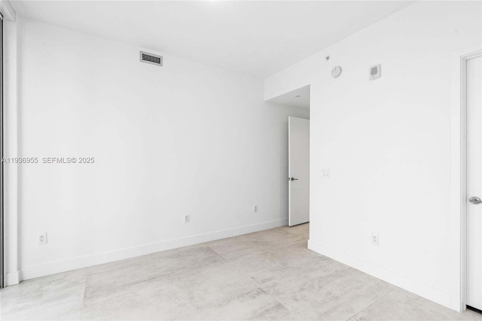 BISCAYNE BEACH CONDO - Residential