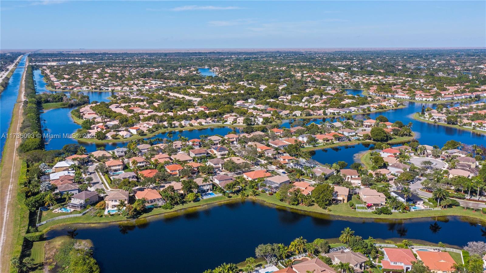 DIAMOND CAY - Residential