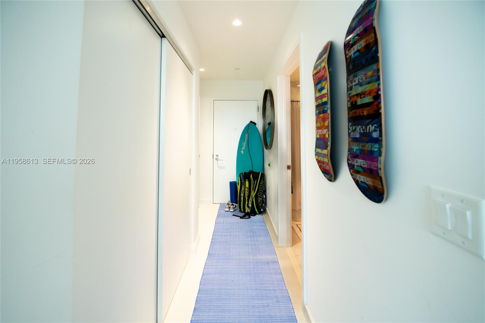 PARAMOUNT MIAMI WORLDCENT - Residential Lease