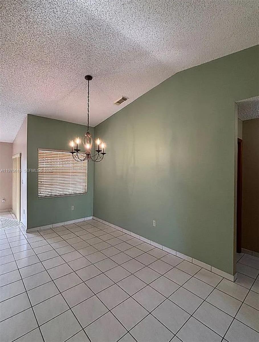 BIRD LAKES SOUTH SEC 3 - Residential