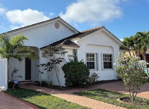 14642 SW 50th Ter Miami FL 33175