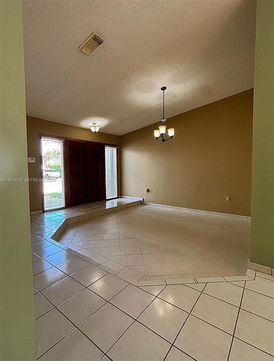 BIRD LAKES SOUTH SEC 3 - Residential