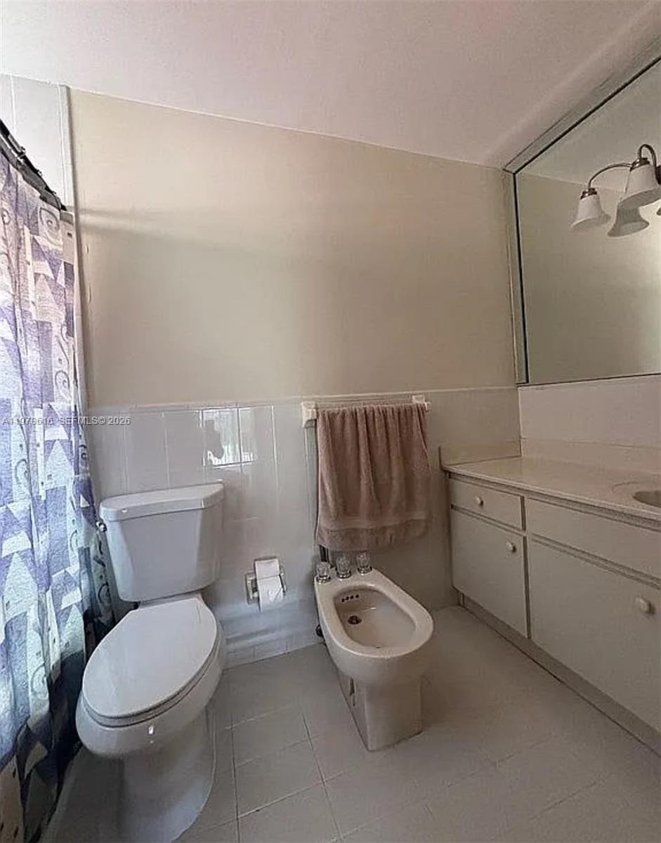 BIRD LAKES SOUTH SEC 3 - Residential