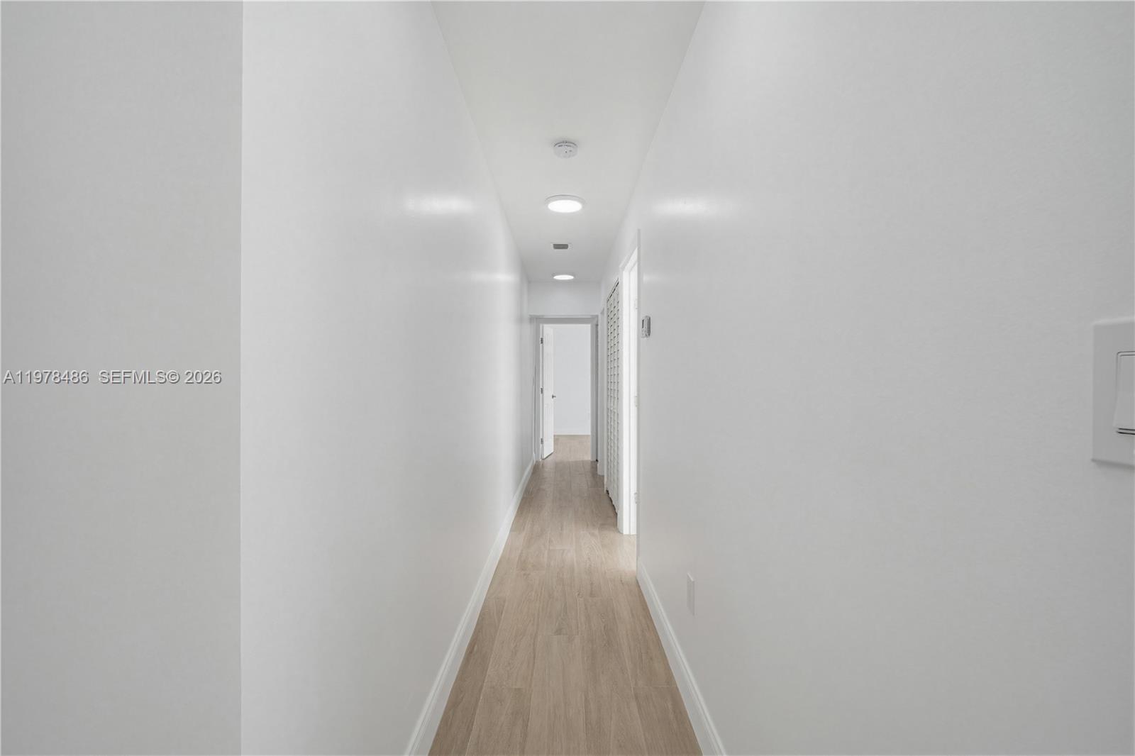 OAKLAND ACRES - Residential