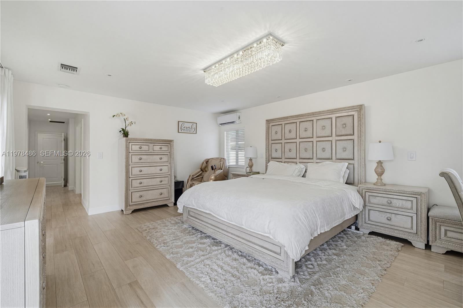 OAKLAND ACRES - Residential