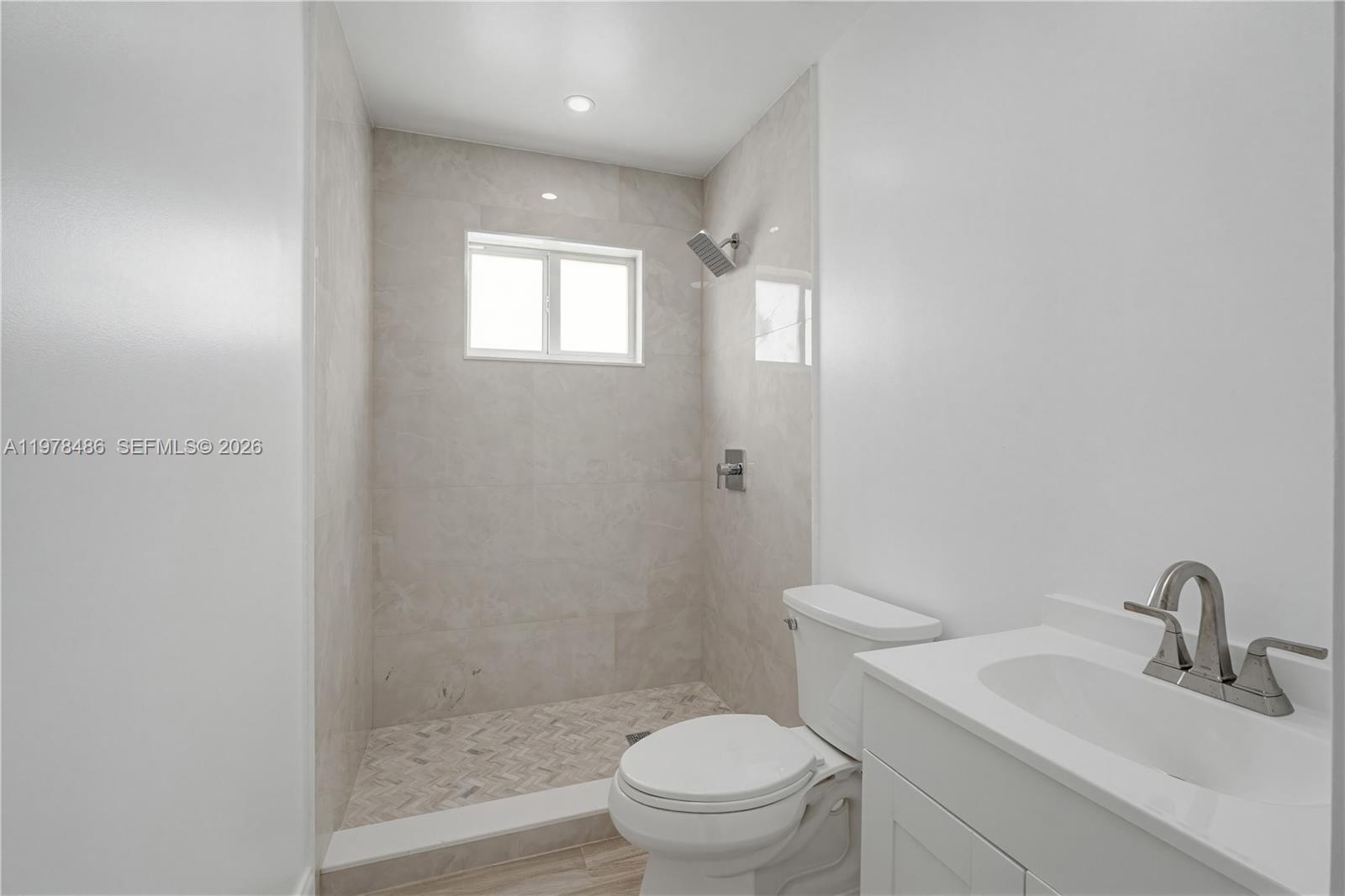 OAKLAND ACRES - Residential