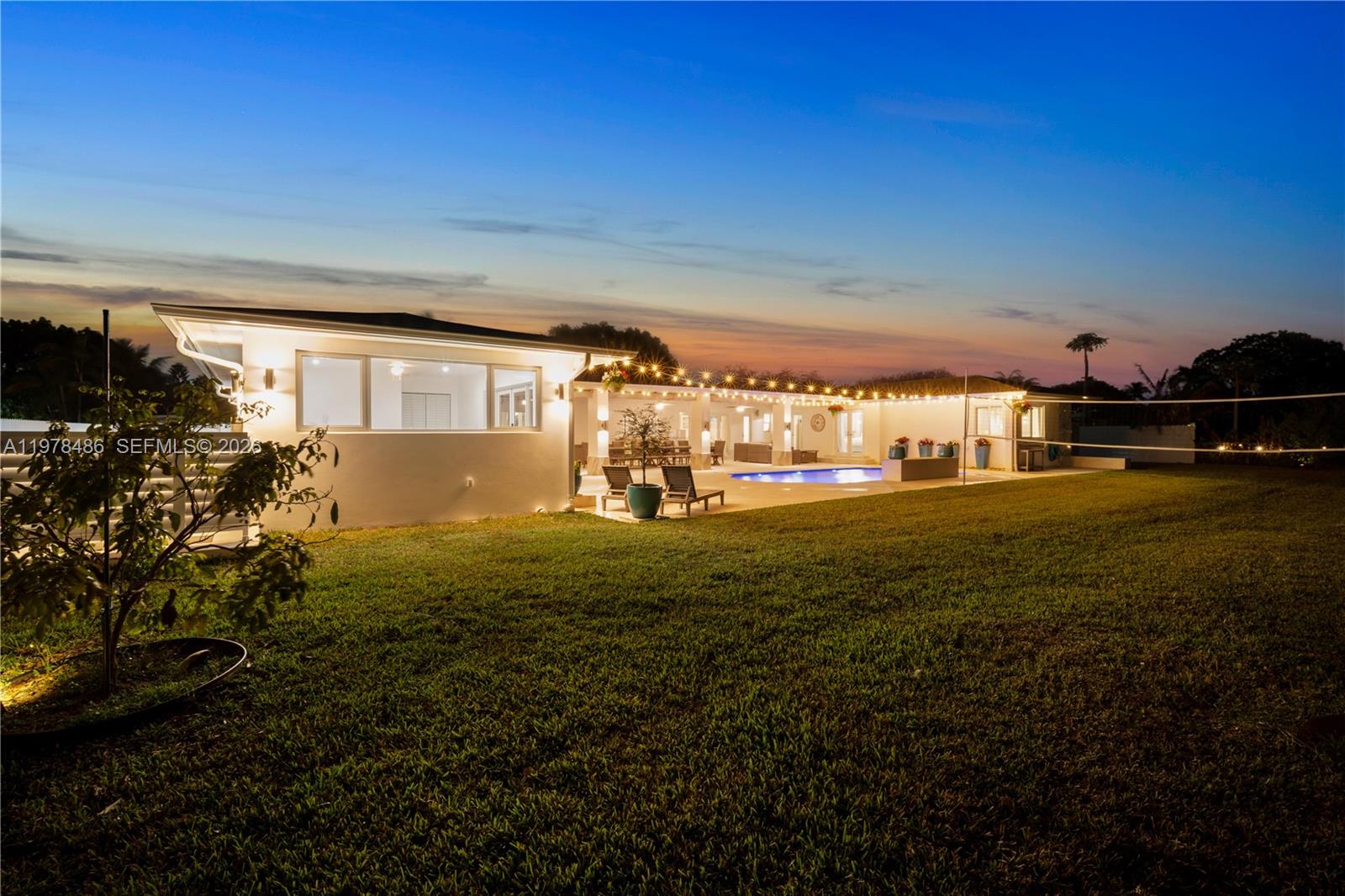 OAKLAND ACRES - Residential