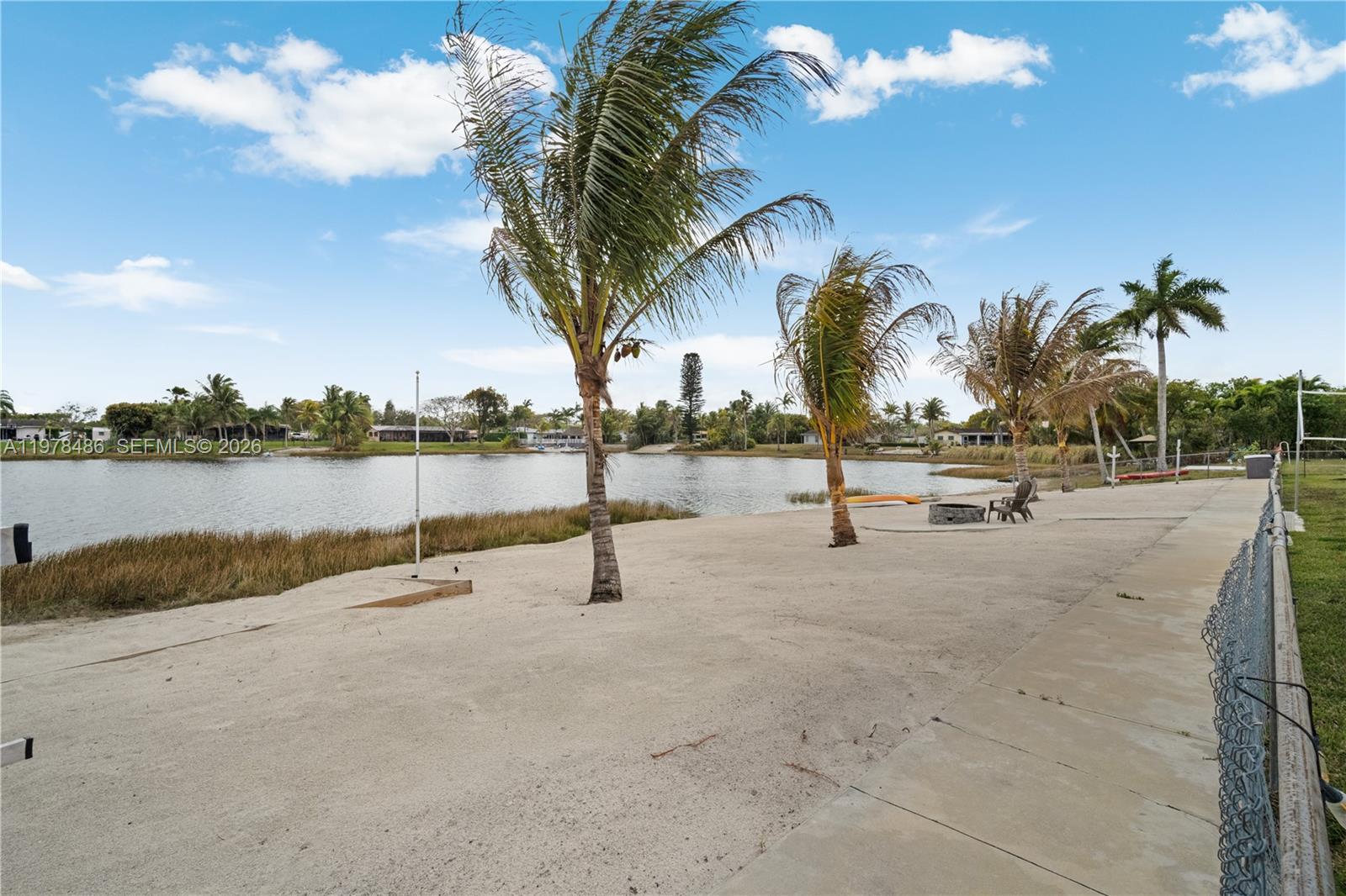 OAKLAND ACRES - Residential