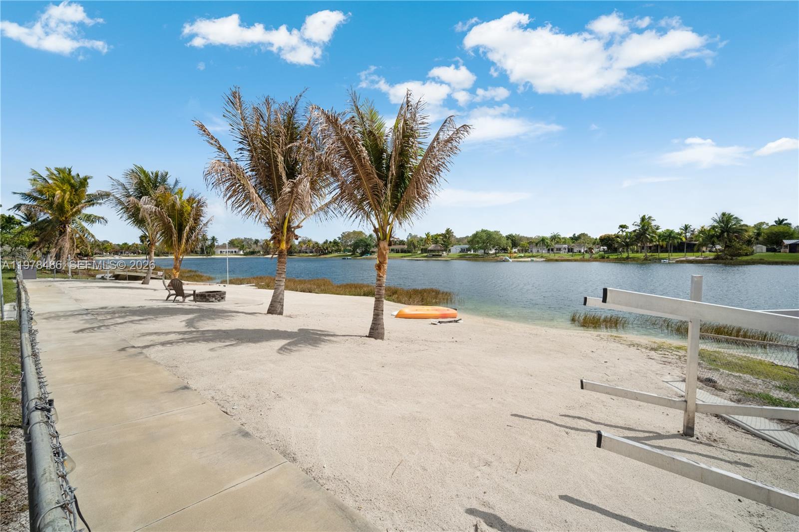 OAKLAND ACRES - Residential