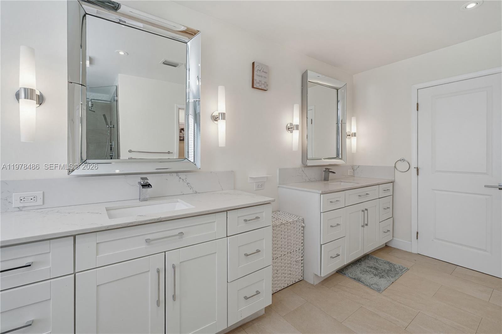 OAKLAND ACRES - Residential