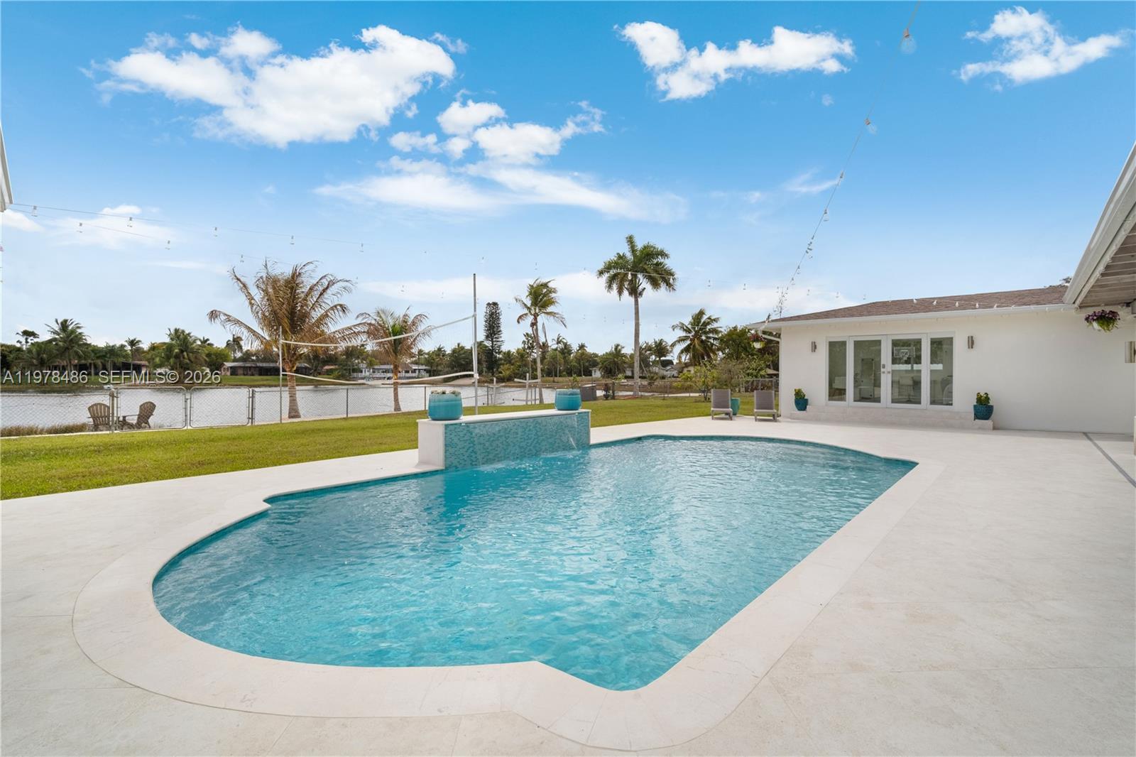 OAKLAND ACRES - Residential