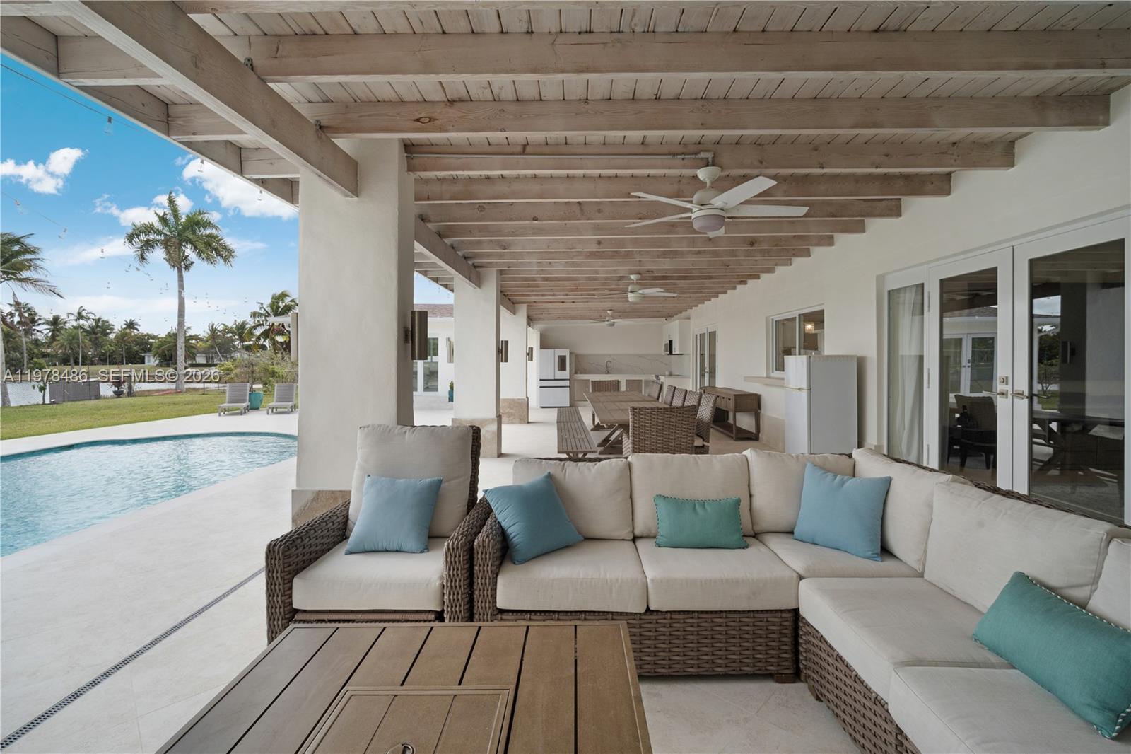 OAKLAND ACRES - Residential