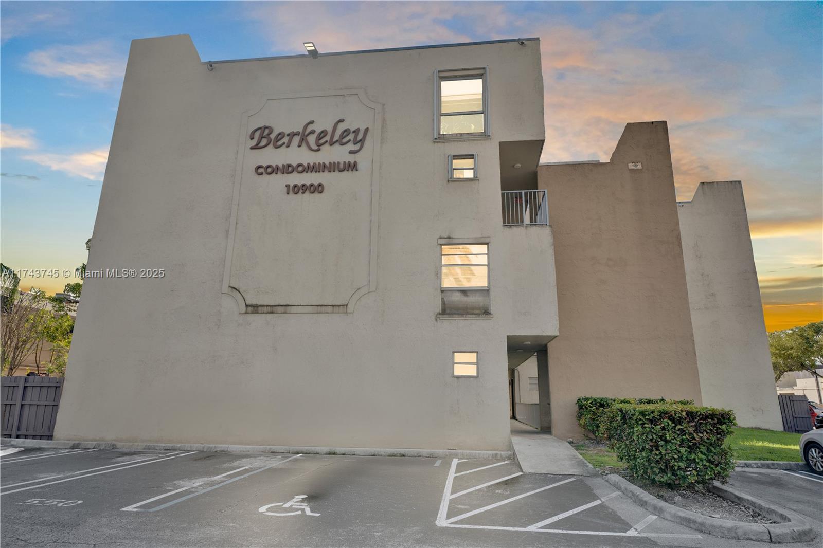Property for Sale at 10900 Sw 104th St 218, Miami, Broward County, Florida - Bedrooms: 2 
Bathrooms: 1  - $255,000
