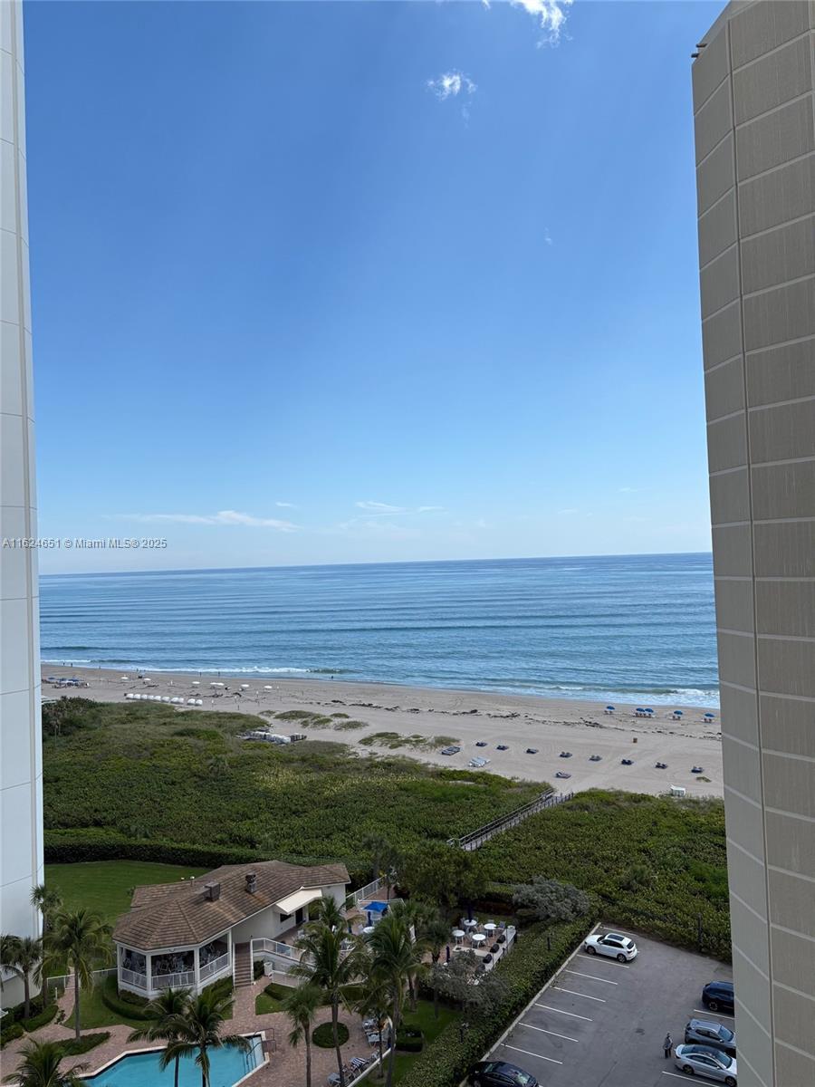 PHOENIX TOWERS CONDO - Residential Lease