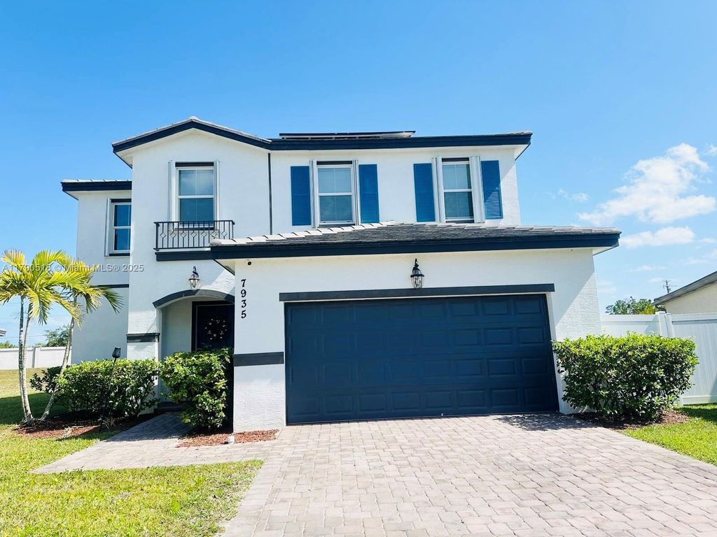 Photo of 7935 NW Greenbank Cir, Port Saint Lucie, FL 34987 (MLS # A11790518)