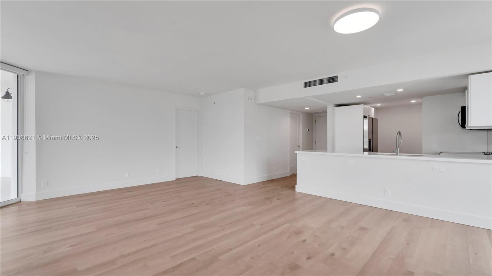 The Hamilton - Residential Lease