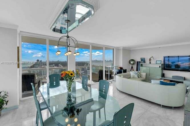 AKOYA CONDO - Residential