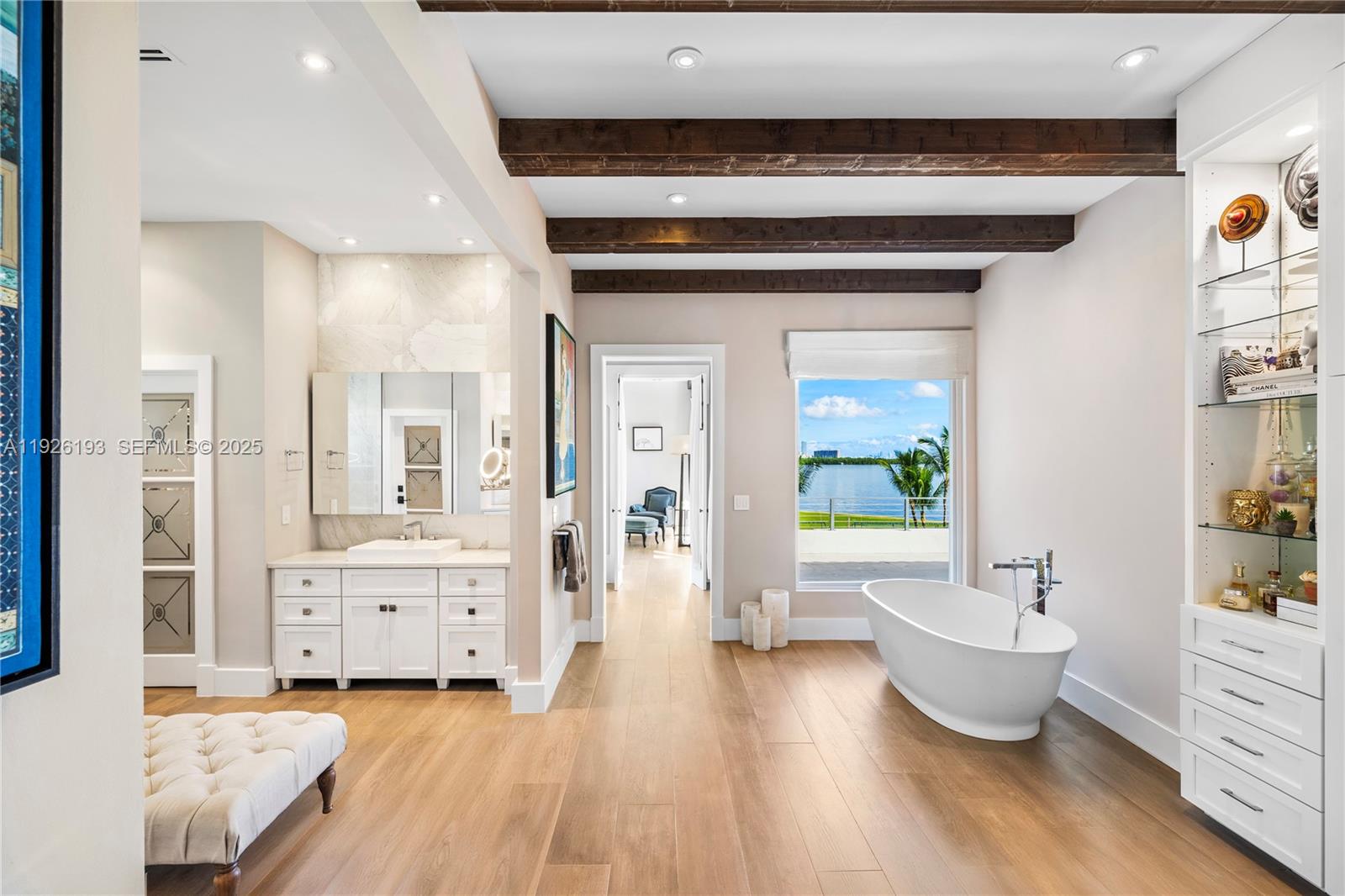 FOUR WAY LODGE ESTS 2ND A - Residential