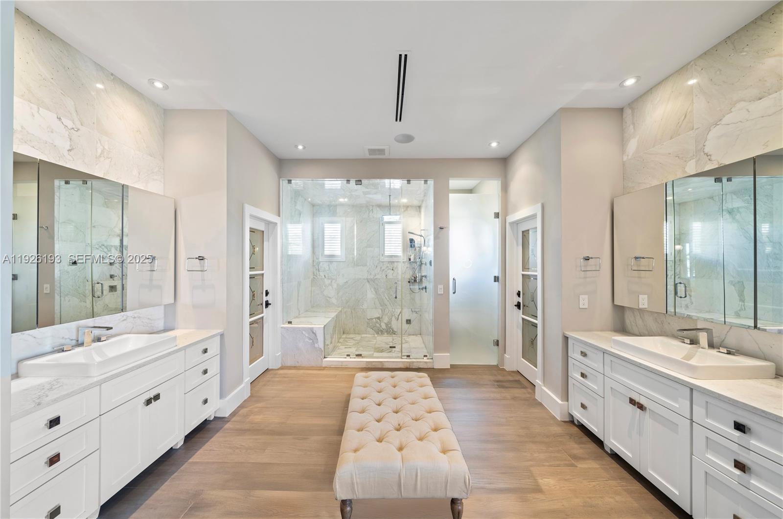 FOUR WAY LODGE ESTS 2ND A - Residential