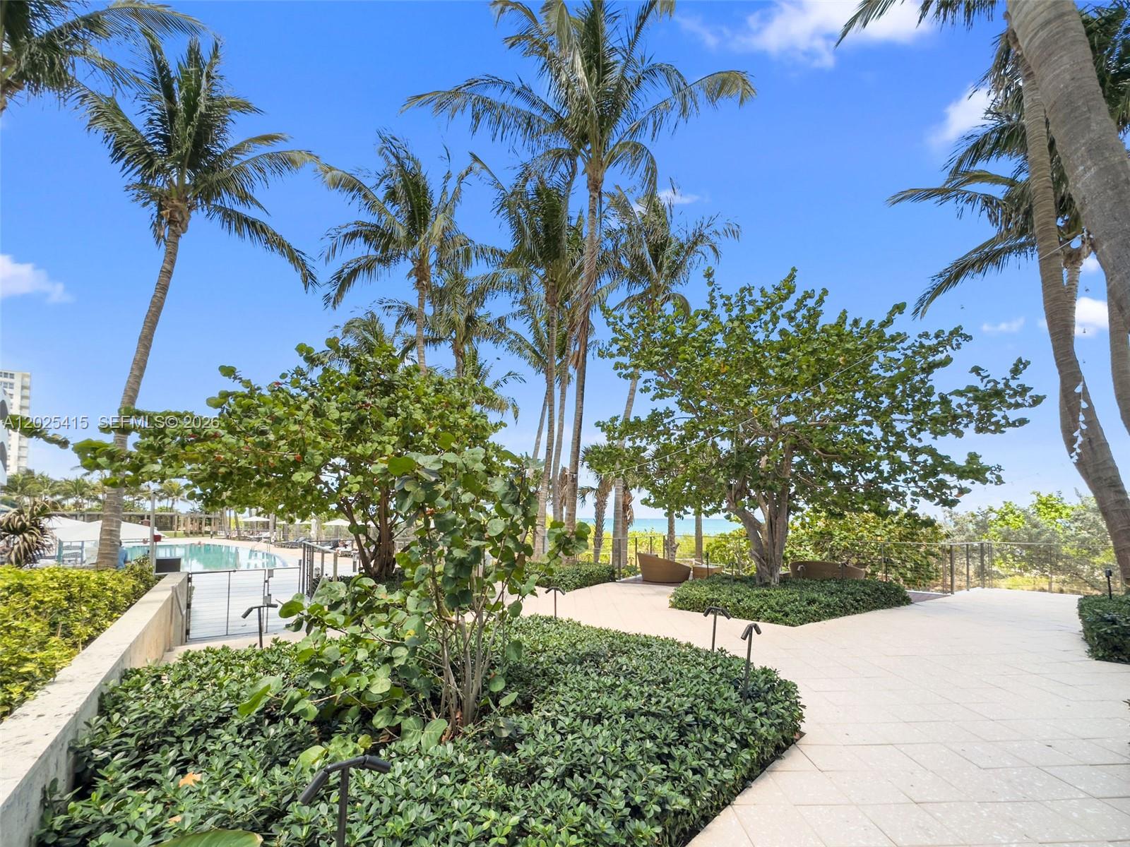 CENTRAL CARILLON BEACH - Residential