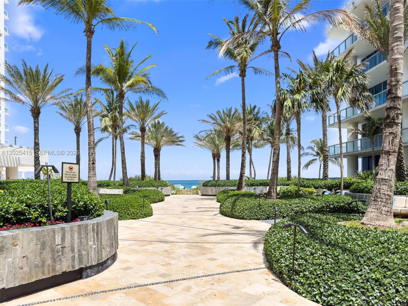 CENTRAL CARILLON BEACH - Residential