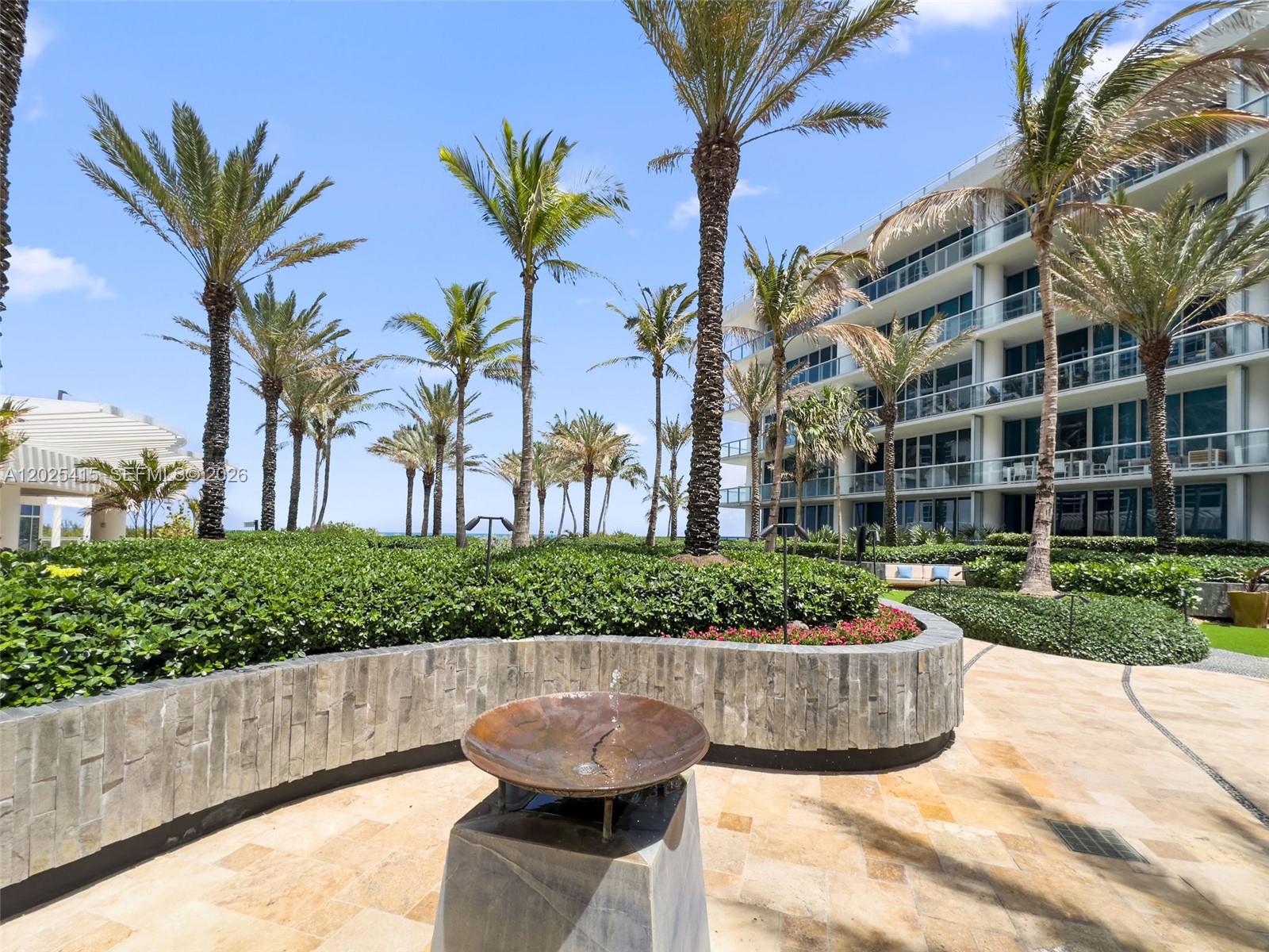 CENTRAL CARILLON BEACH - Residential