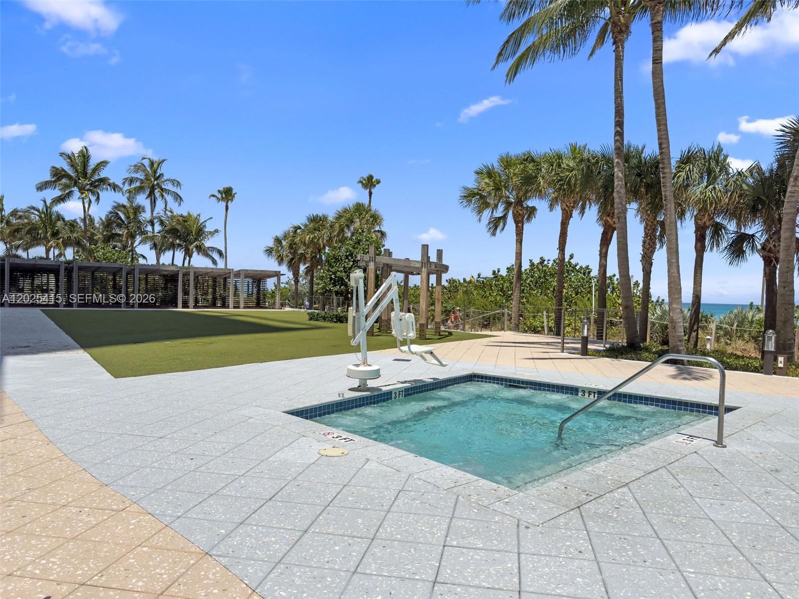 CENTRAL CARILLON BEACH - Residential