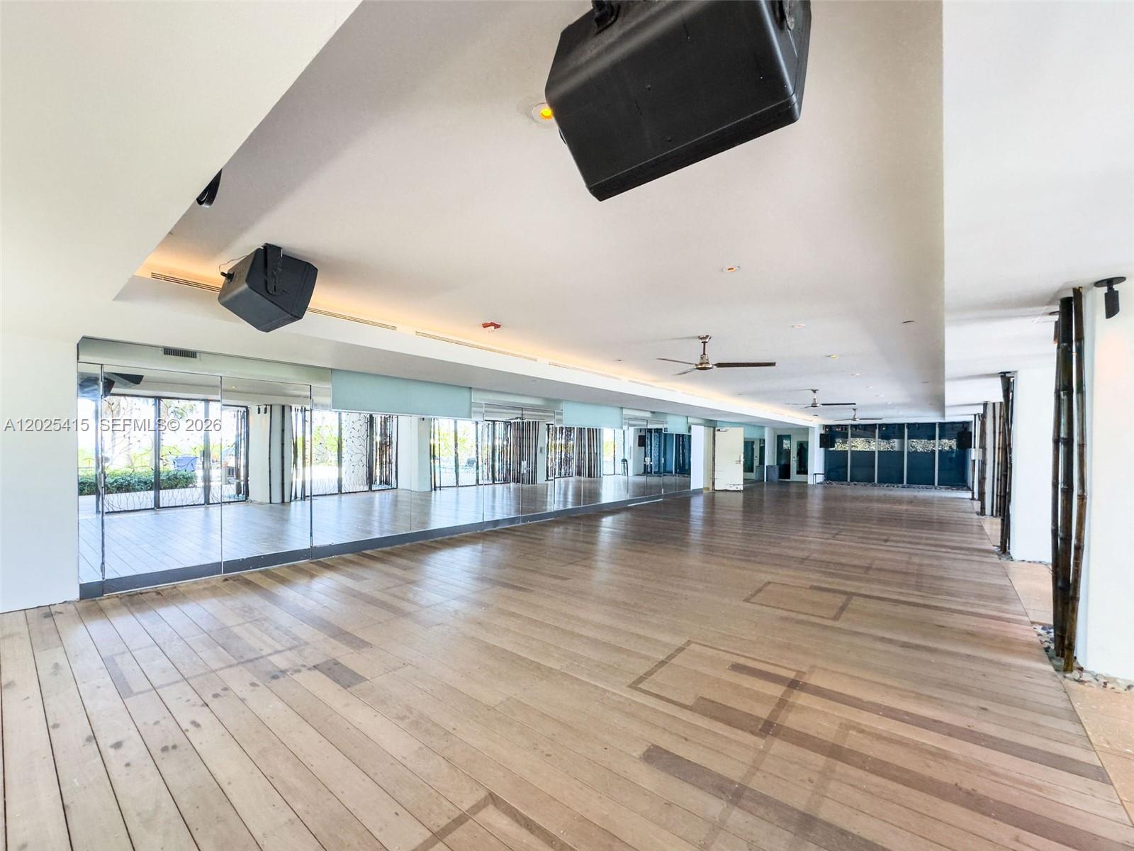 CENTRAL CARILLON BEACH - Residential