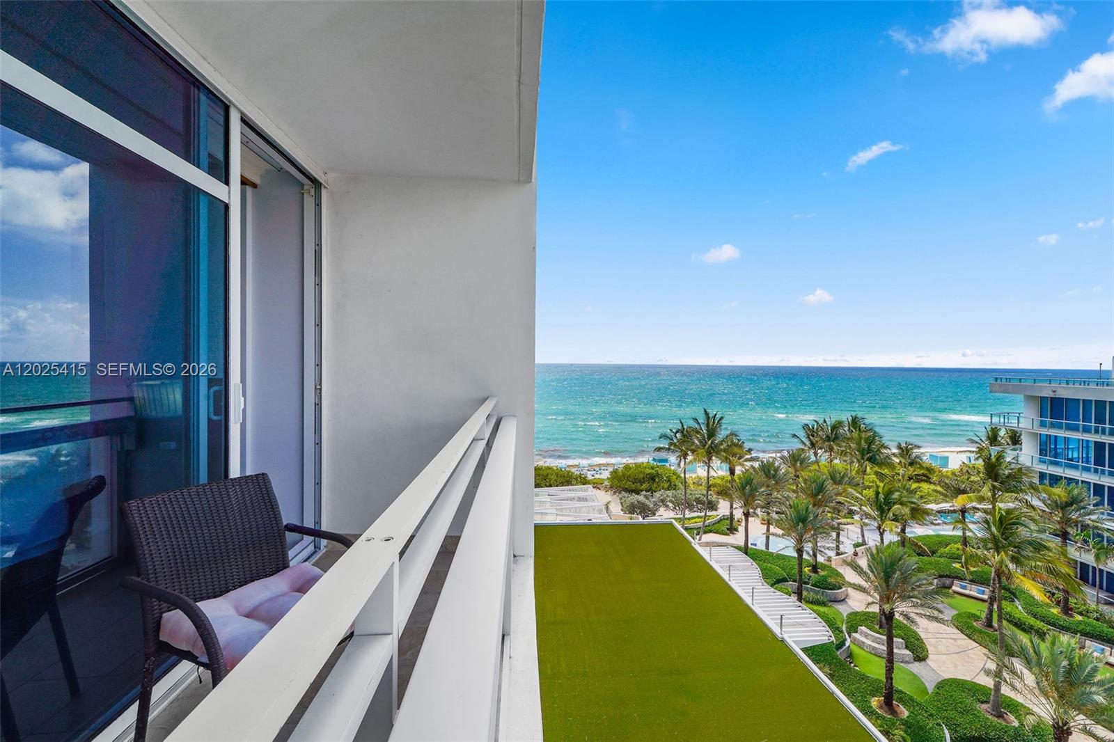 CENTRAL CARILLON BEACH - Residential