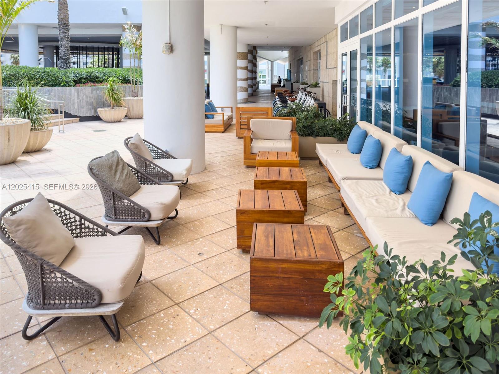 CENTRAL CARILLON BEACH - Residential