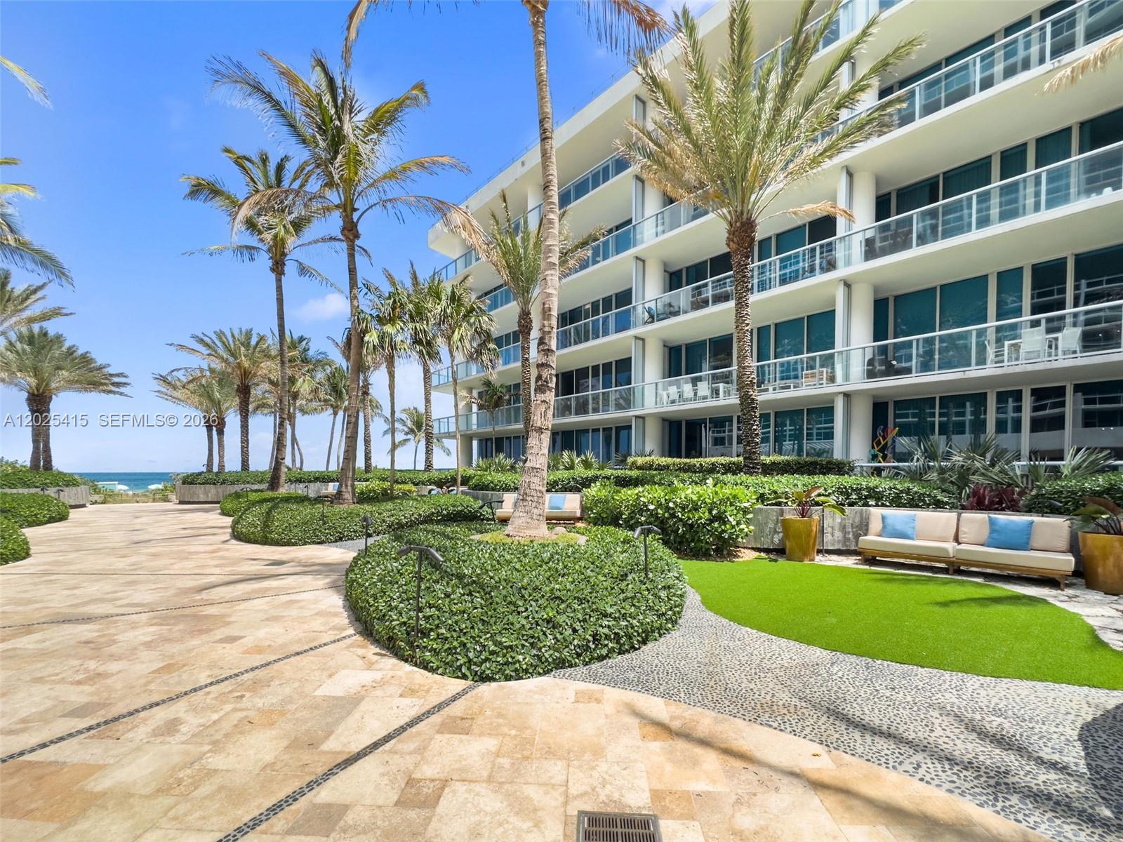 CENTRAL CARILLON BEACH - Residential