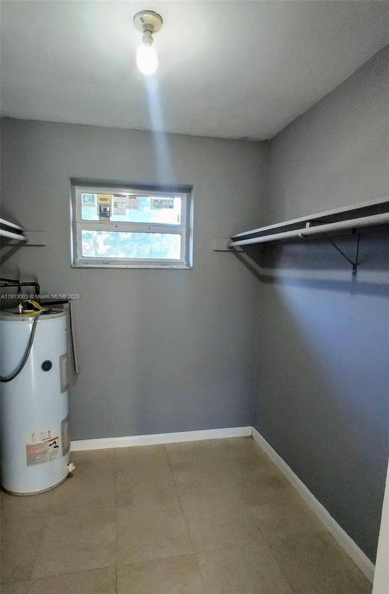 EVERGLADE LAND SALES CO - Residential Income