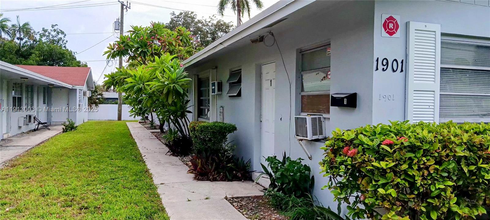 1901 Miami Rd