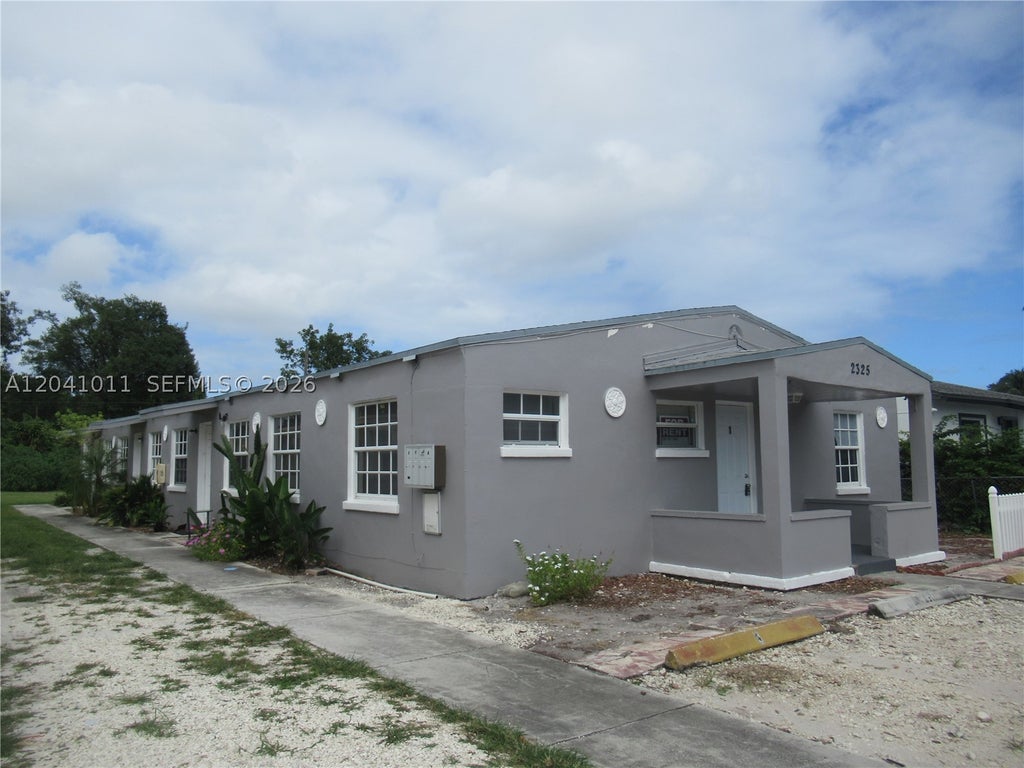 Photo of 2325 Madison St #1, Hollywood, FL 33020 (MLS # A12041011)