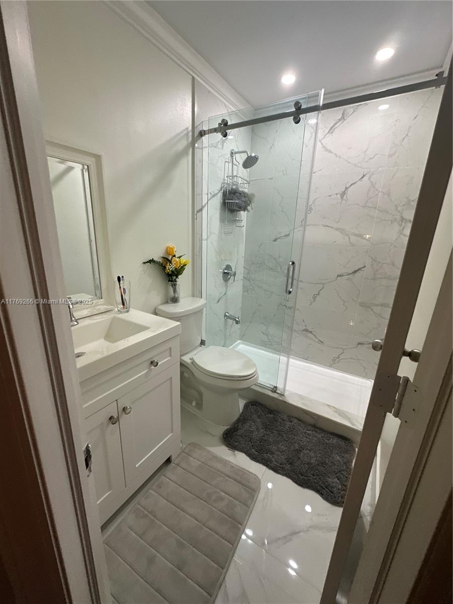 VILLAGE AT BLUE LAKE COND - Residential